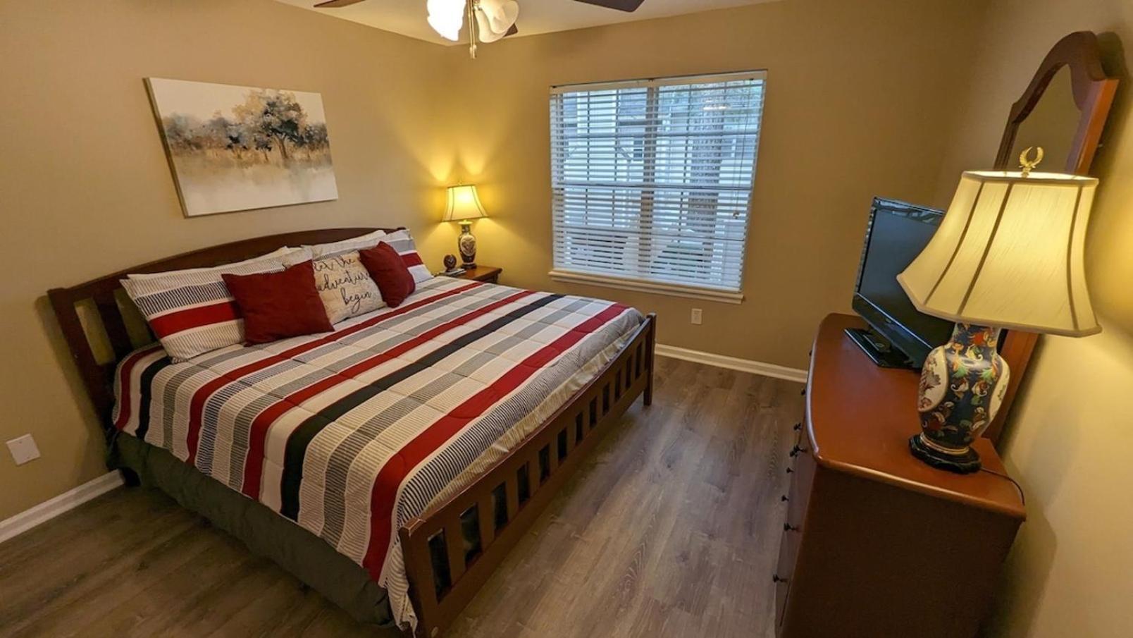 Home Away From Home Charlotte Luaran gambar