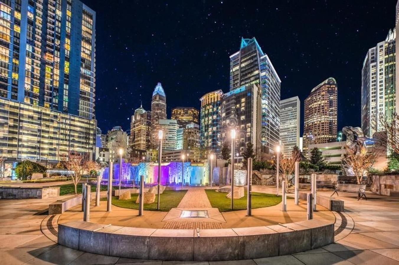 Home Away From Home Charlotte Luaran gambar