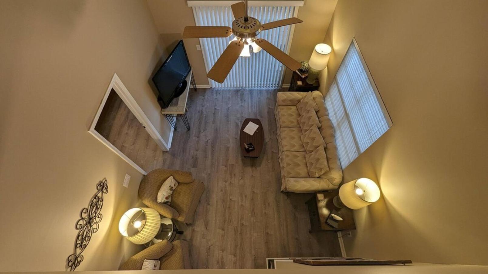 Home Away From Home Charlotte Luaran gambar