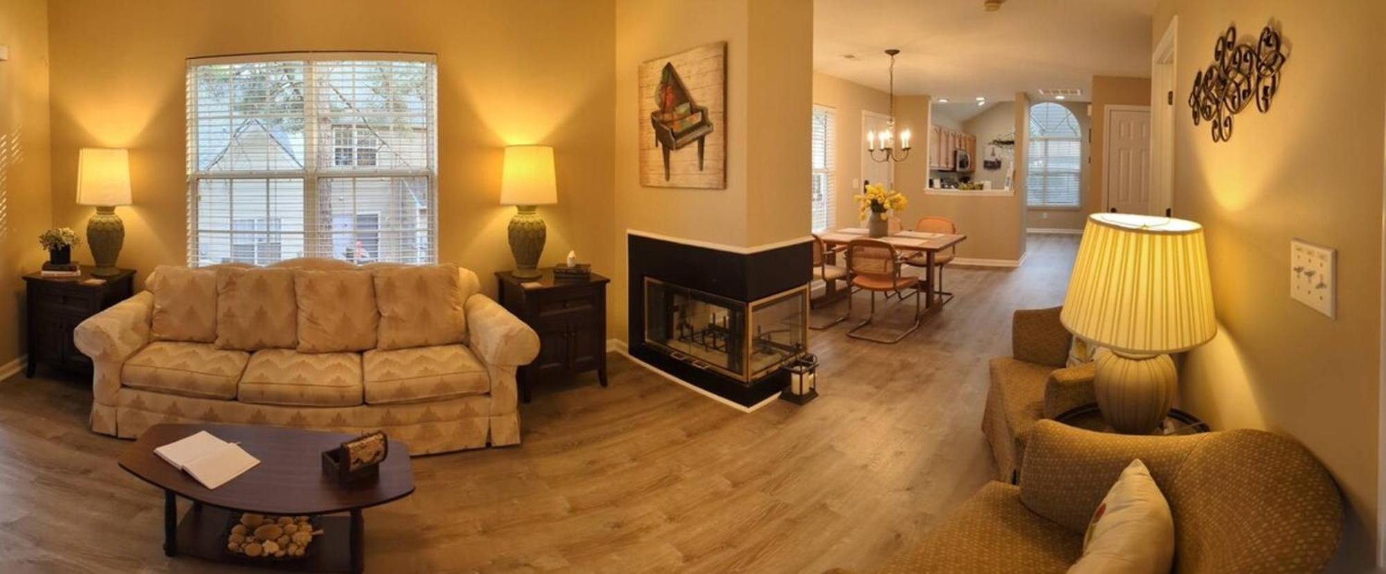 Home Away From Home Charlotte Luaran gambar